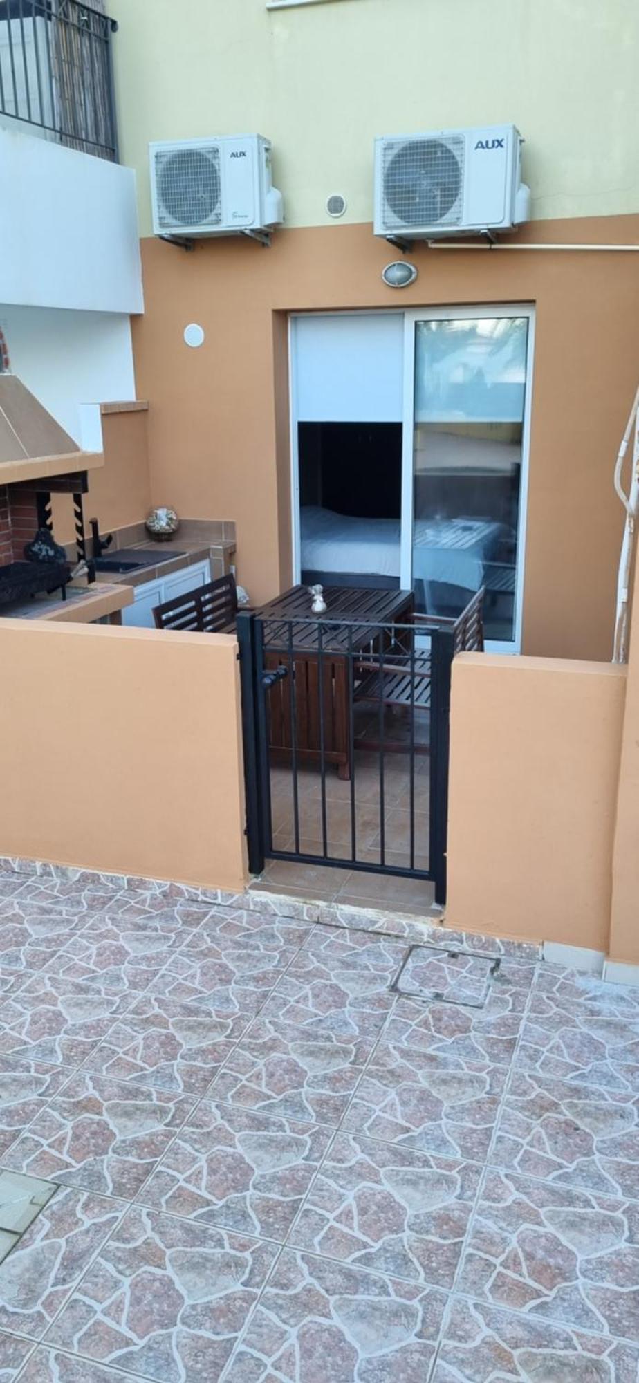 Chairallas Nicoleta Paralimni Bagian luar foto